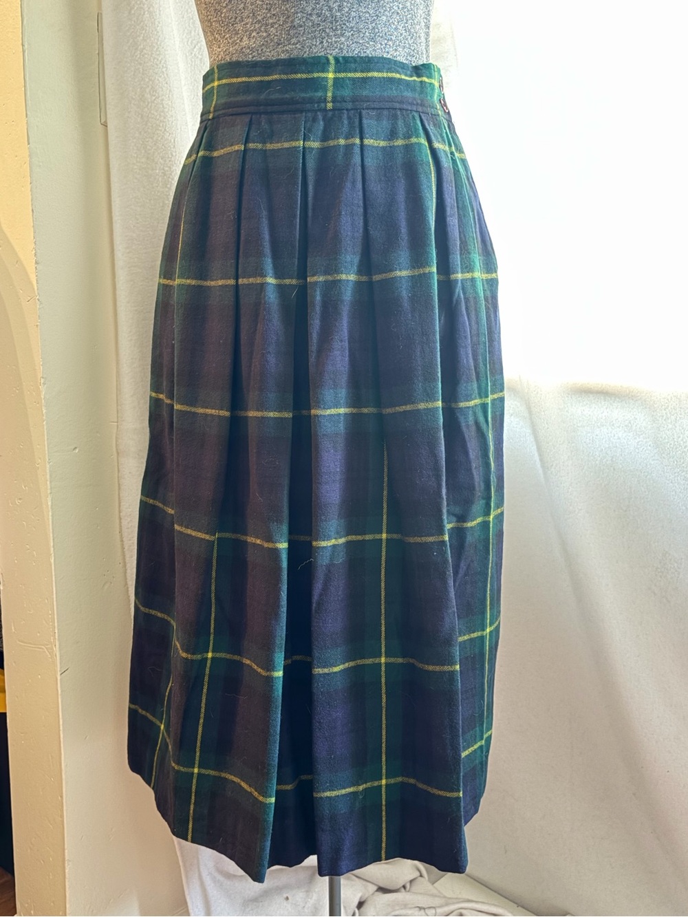 Vintage Evan-Picone for Lord & Taylor pleated tartan midi skirt